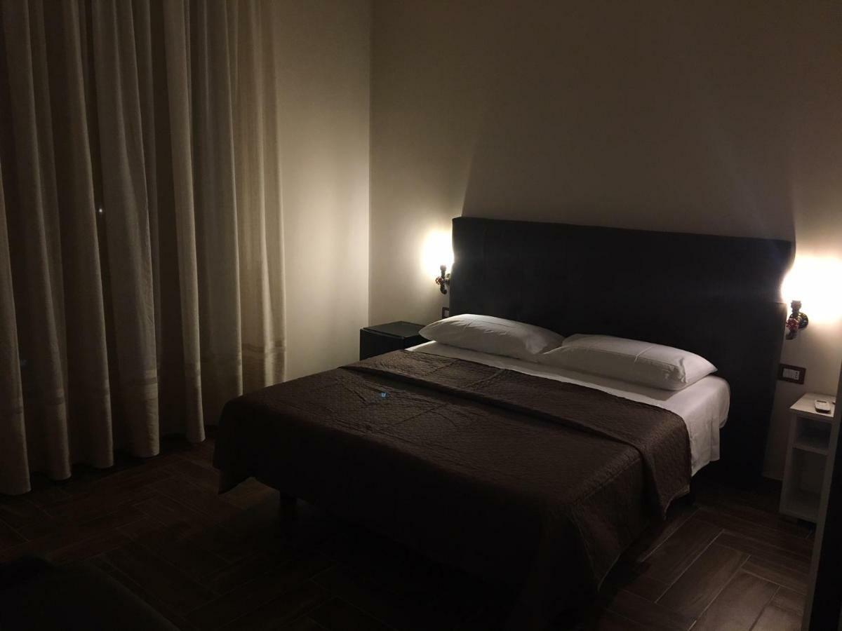 B&B Da Maria Napoli Bagian luar foto