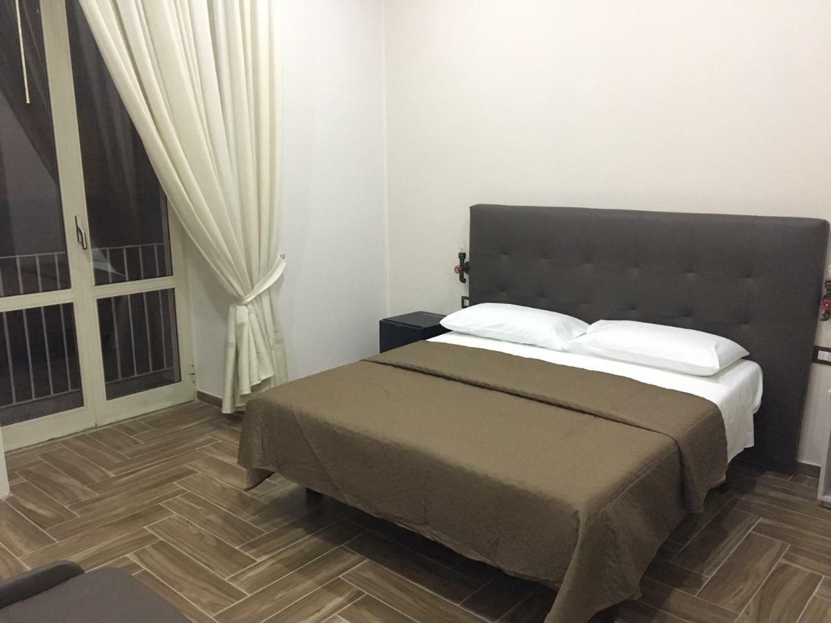 B&B Da Maria Napoli Bagian luar foto