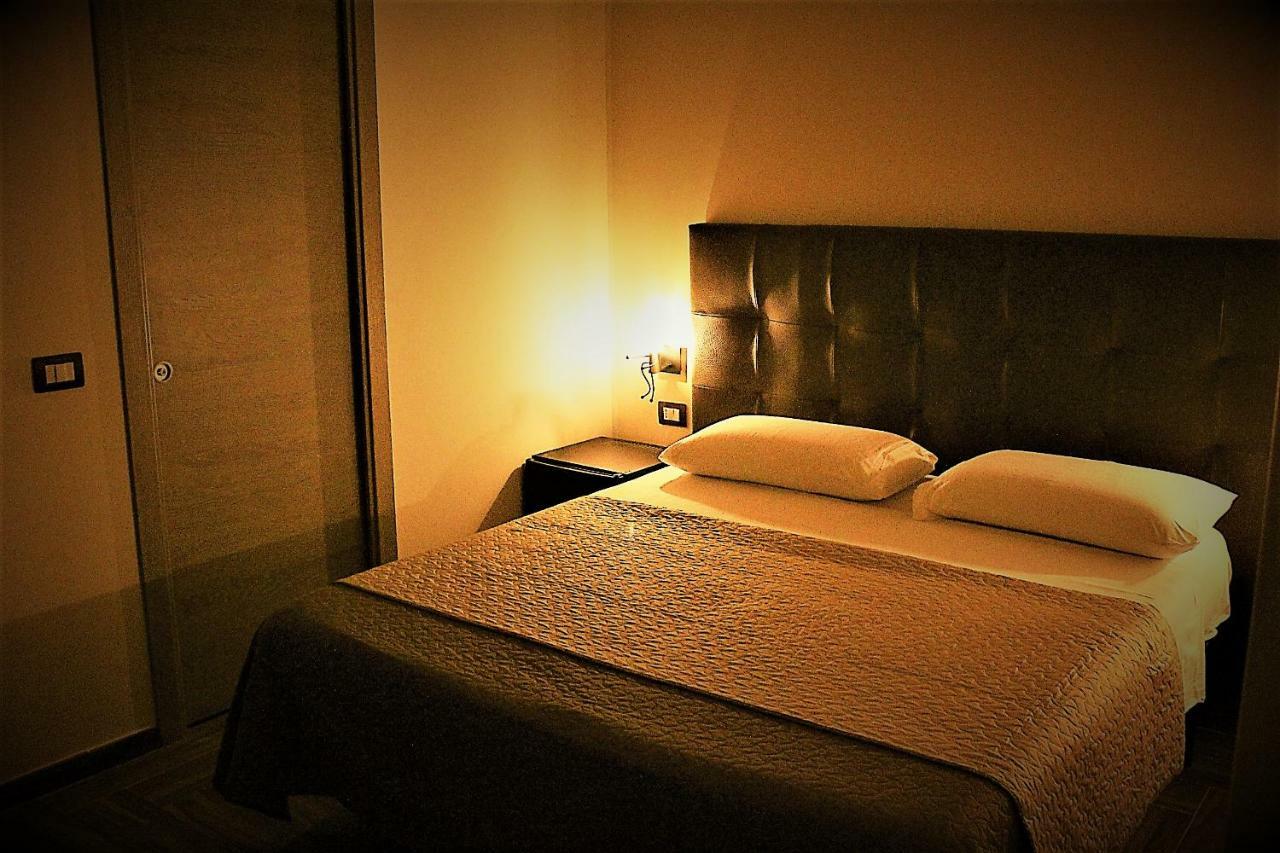 B&B Da Maria Napoli Bagian luar foto